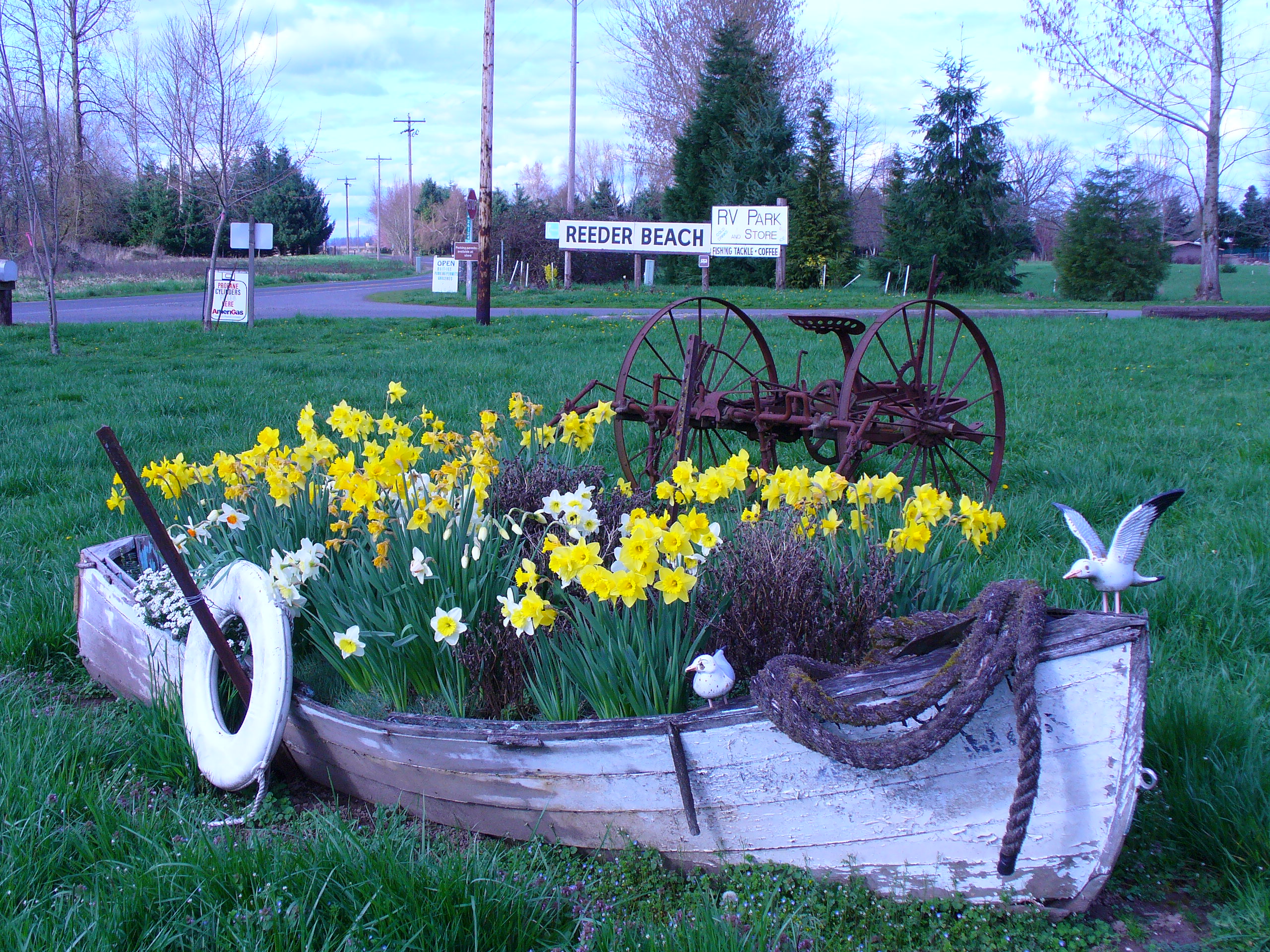 Official Reeder Beach Resort site Sauvie Island, Oregon